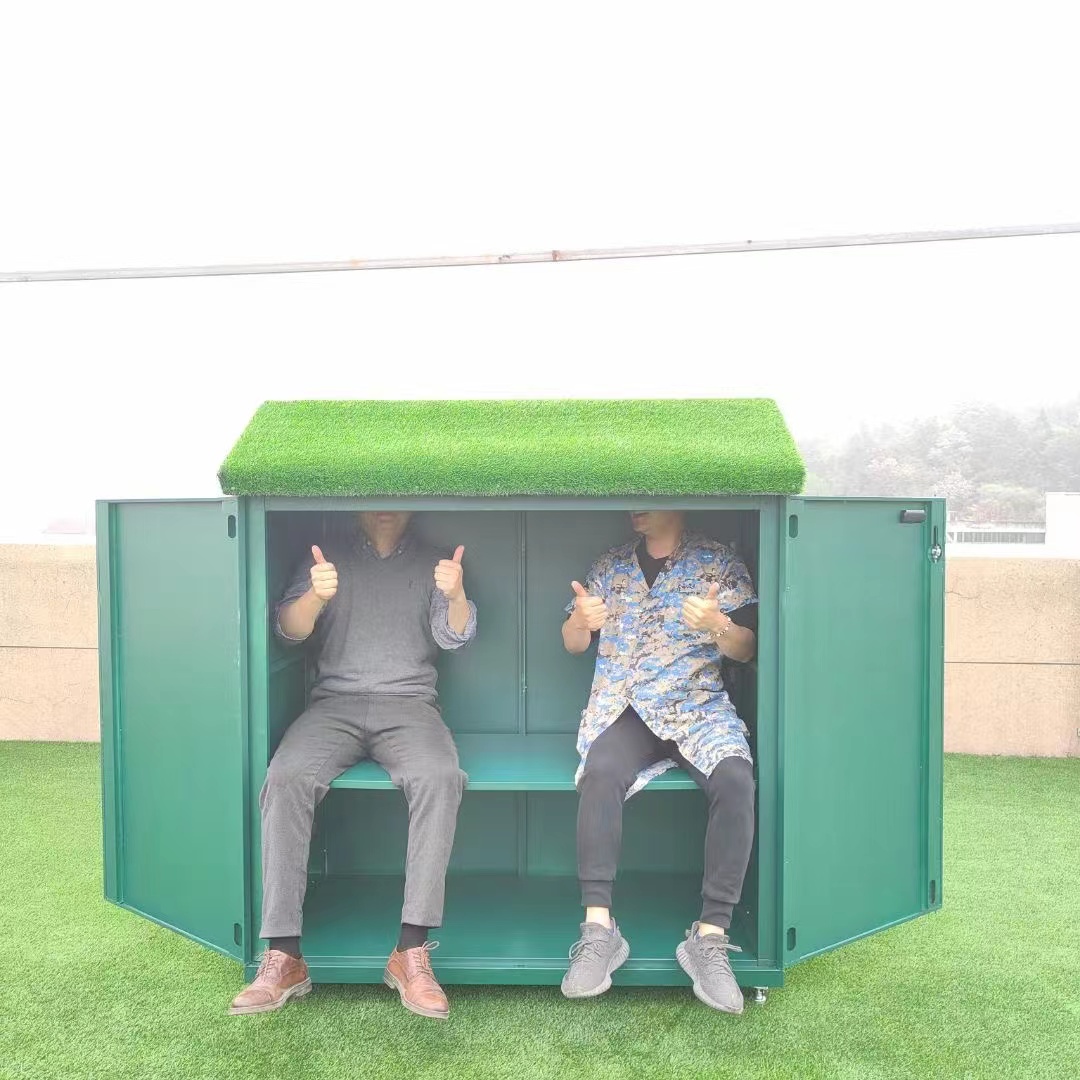 Kleuterschool outdoor graffiti - Sports Equipment Locker recensie en prijs
